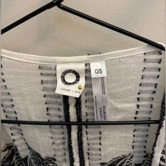 Anthropologie Akemi + Kin Annabella Ruffled Kimono - Picture 4 of 8